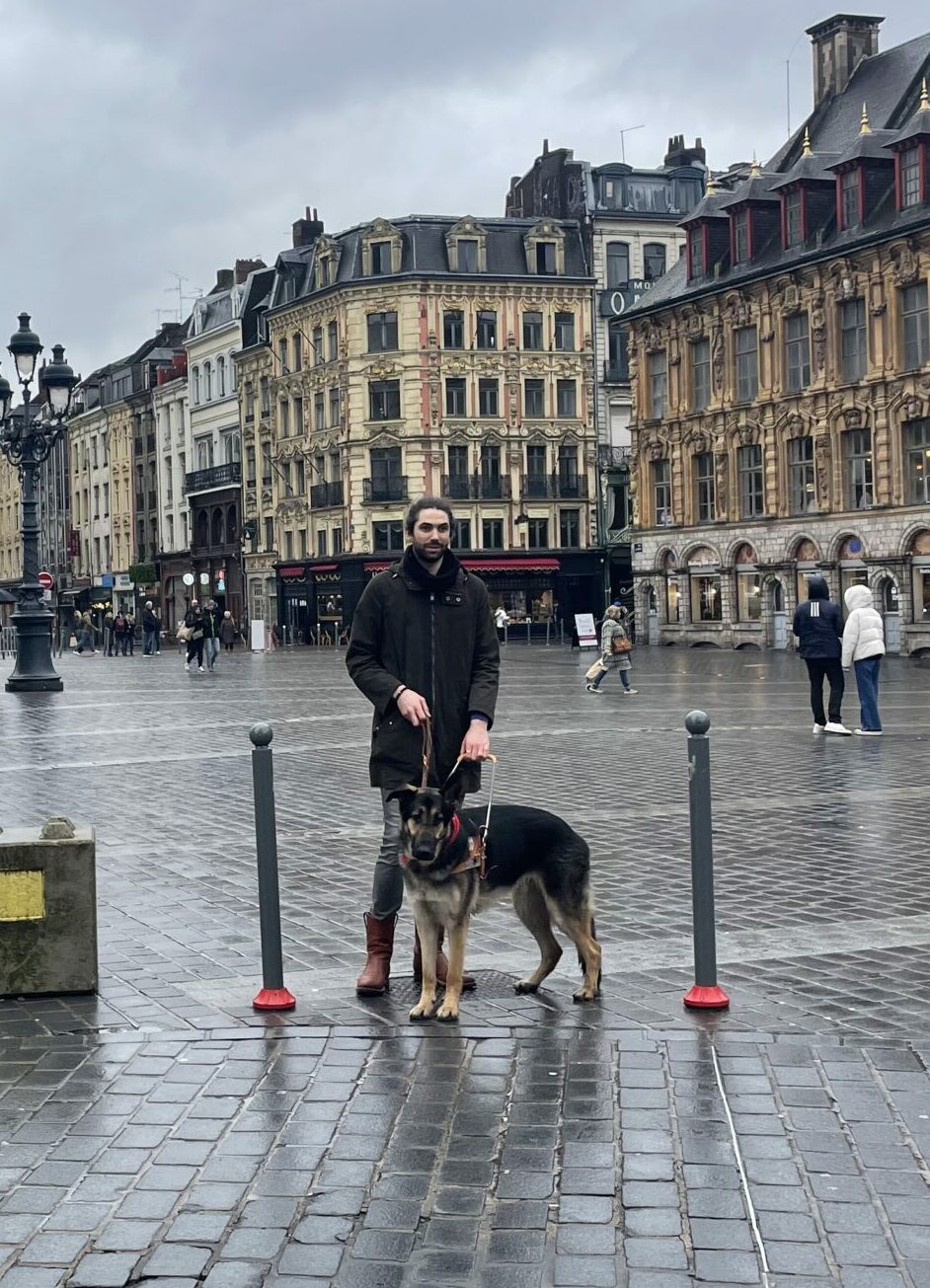 Remise de Snoop berger allemand à Arthur