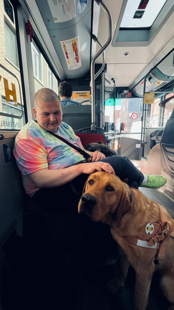 Remise de Udex à Joshua