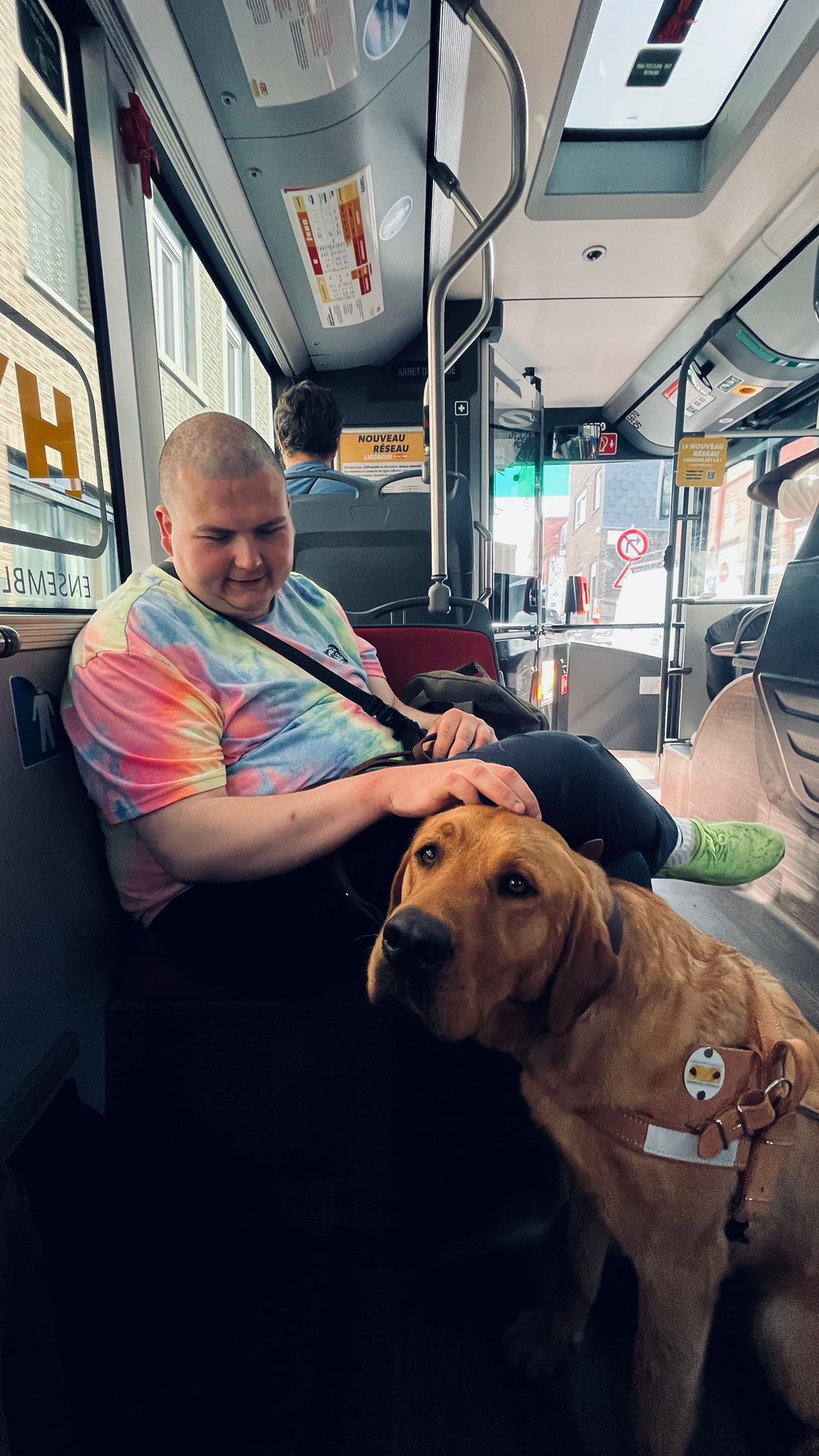 Remise de Udex à Joshua